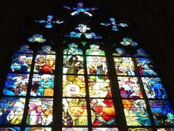 Catedral de San Vito, vidrieras